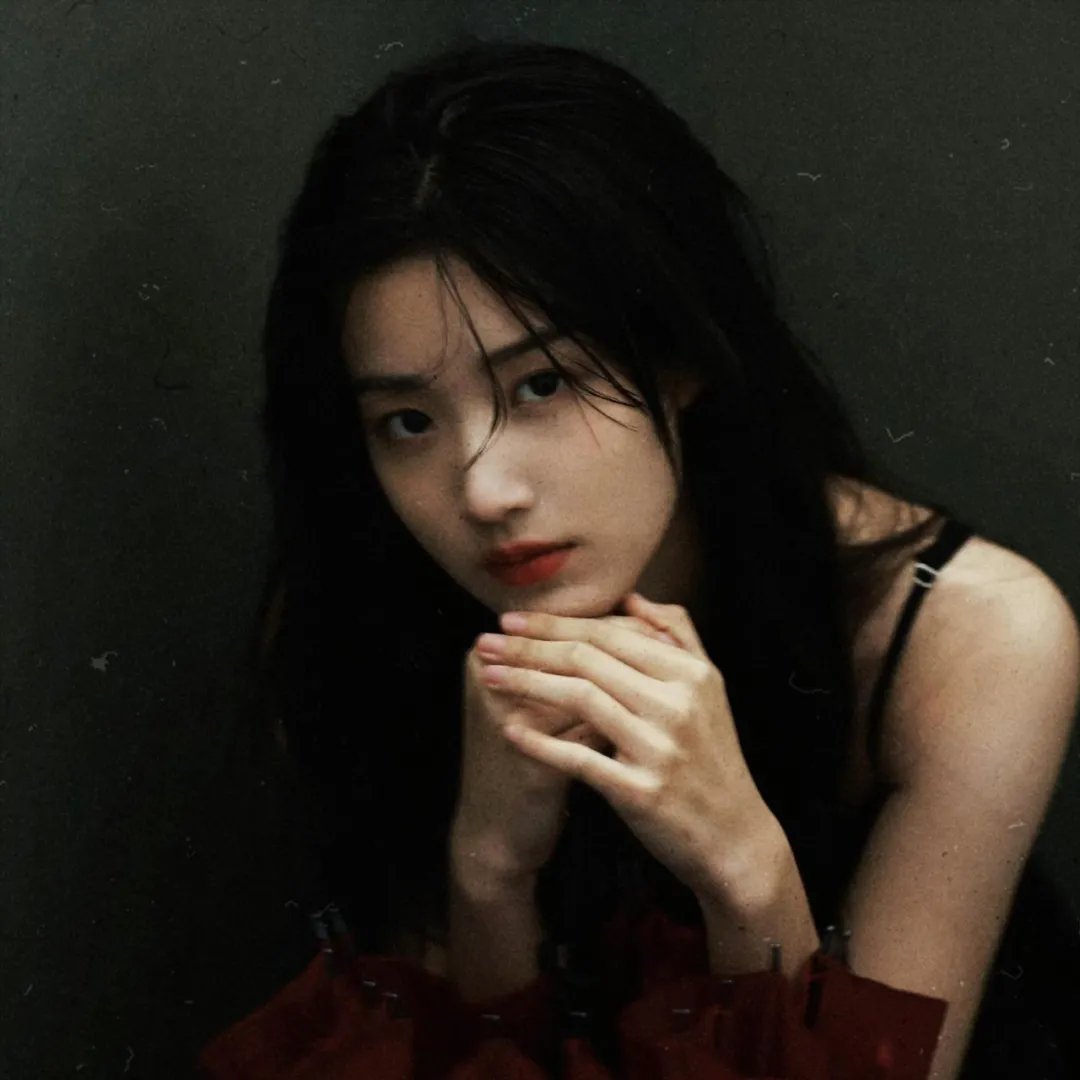 破产的我耀眼的她